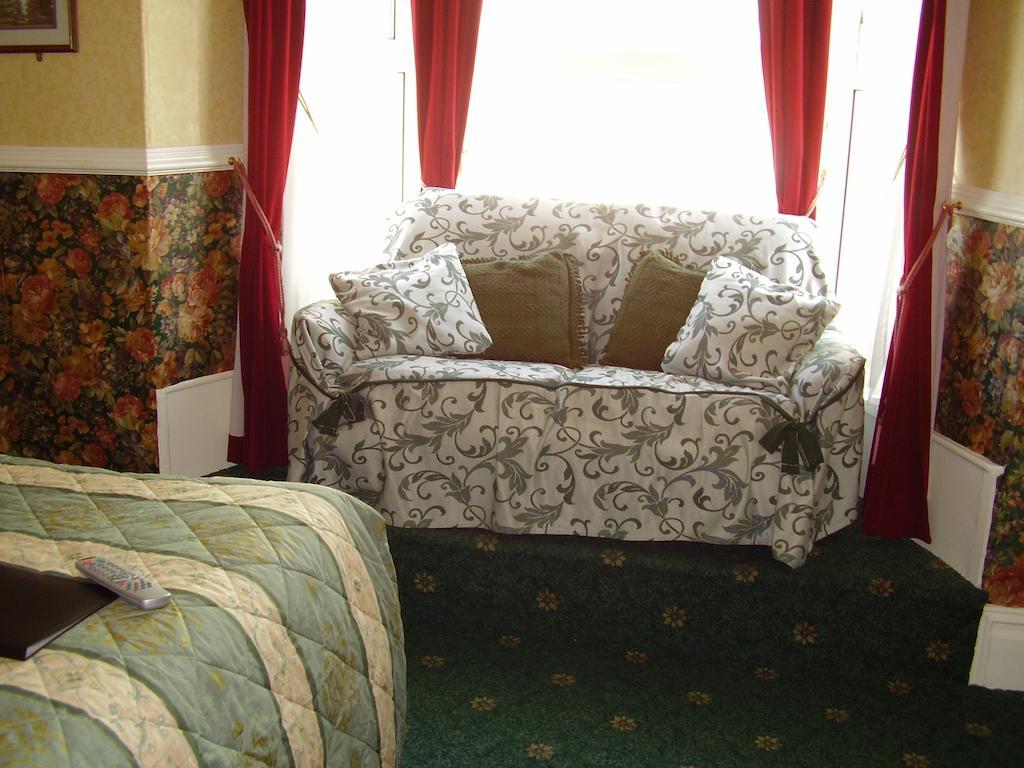 Weybourne Guest House Tenby Zimmer foto